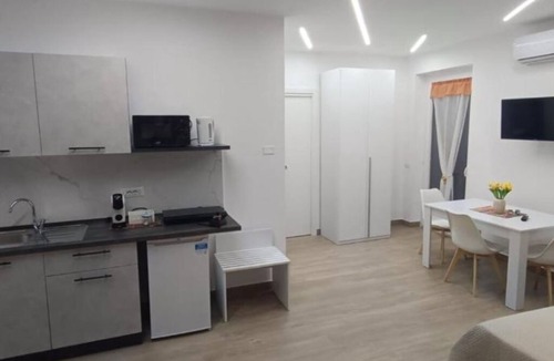 Gragnano Apartment | FAMILY blue +beige
