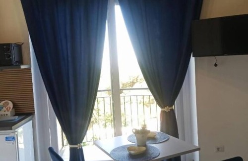 Gragnano Apartment | FAMILY blue +beige