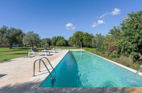 Noto House | Farmhouse in Noto with Pool and Garden