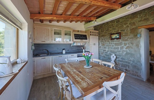Gradoli Cottage | Farmhouse with private pool and Jacuzzi, with a splendid view of Lake Bolsena