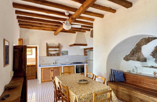 Stimpagnato House | Filicudi villa Aeolian style panoramic view next riserva felci above Portella