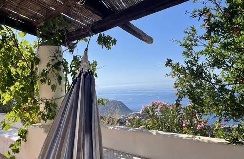 Stimpagnato House | Filicudi villa Aeolian style panoramic view next riserva felci above Portella