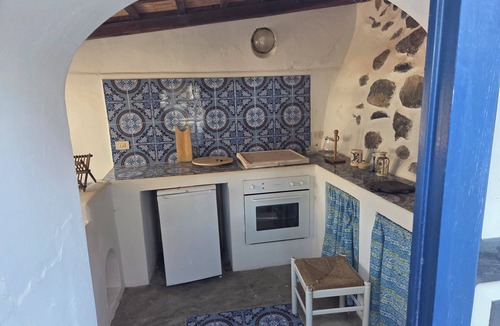Filicudi Porto House | FILICUDI AEOLIAN HOUSE IN MANOR AEOLIAN