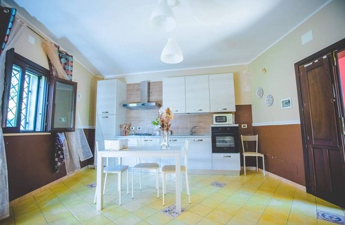 Syracuse Villa | Flora apartment, in Casale Santuzza, with swimming pool