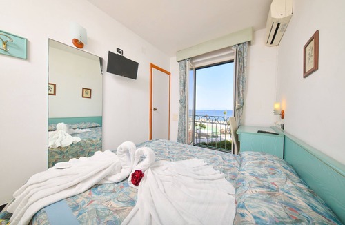 Lacco Ameno Hotel | Fortuna Beach Hotel
