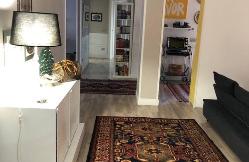 Torre Annunziata Apartment | Frank House: between Naples, Pompeii and Sorrento