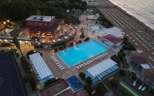 Crotone Hotel | Fruit Village Crotone Casarossa