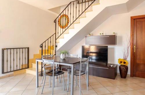 Isola Sacra House | Garden Villa - Free Parking, Wi-fi e Netflix