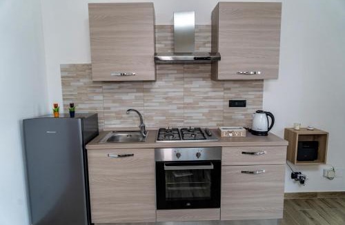 Mili San Pietro Apartment | Gardenie Home: delizioso villino vista mare
