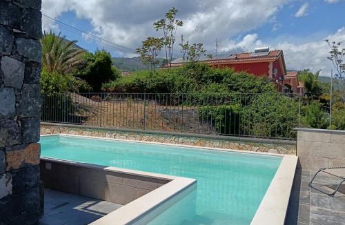 Zafferana Etnea House | Giardino d'Estate - Villa con piscina
