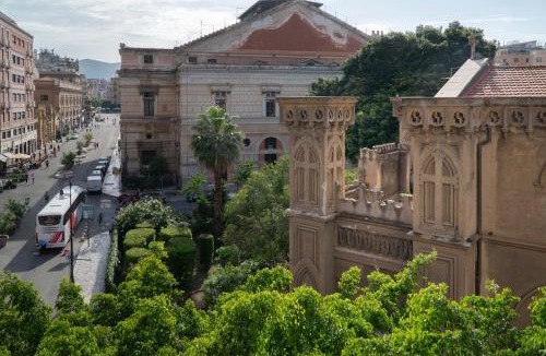 Borgo Vecchio Apartment | Gilded Age Luxury dream apartment historic center