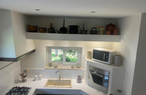 Carrozziere Villa | Giloma House