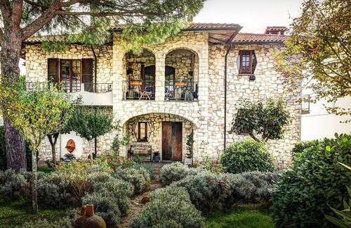 Castiglione del Lago Apartment | Girasole-rolling Hills, Sunflowers+family Friendly