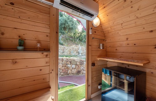 Tusa House | Glamping 'Melograno' with Sea View, Wi-Fi and Air Conditioning