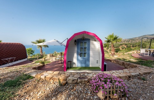 Tusa House | Glamping 'Melograno' with Sea View, Wi-Fi and Air Conditioning