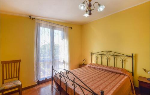 San Nicolo Apartment | Gorgeous Apartment In Ricadi With Wifi