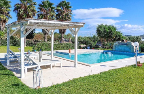Noto House | Gorgeous home in Rosolini