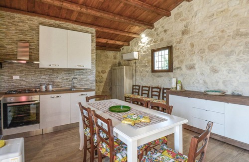Chiaramonte Gulfi House | Gorgeous home in Chiaramonte Gulfi