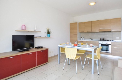 Marina di Ragusa House | Gorgeous home in Marina di Ragusa with WiFi