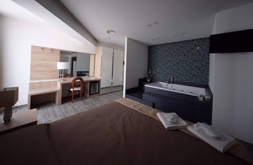 Pergusa Hotel | Grand Hotel del Lago
