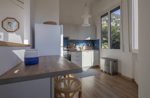 Sant'Ilario Apartment | Green Home Seaside, Parking, Wifi, Ac, Genova Nervi