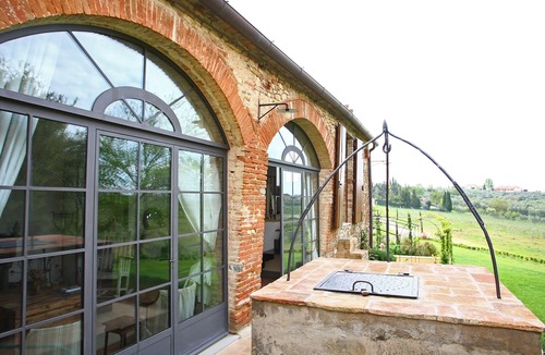 San Casciano in Val di Pesa House | Guesthouse 2/4 people, 2 rooms, kitchen, bathroom, patio, A/C, pool, EV charger