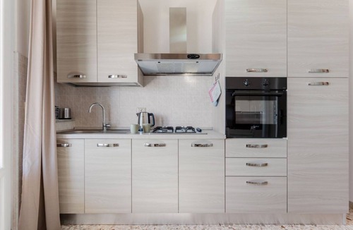 Aci Trezza Apartment | GuestHost - Aci Castello: Sea, Sun, Serenity
