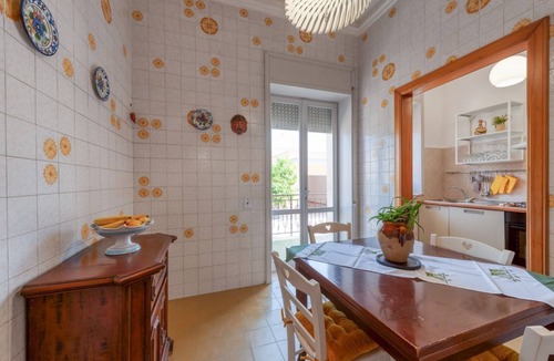 Giorgilorio Apartment | GuestHost - Charming apartment in a villa of about 60 sqm, able to accommodate up to 4 people, located on the mezzanine floor (accessible via steps).The house is located in Surbo, a town a few km from Lecce, in a residential but well-served area. In abou