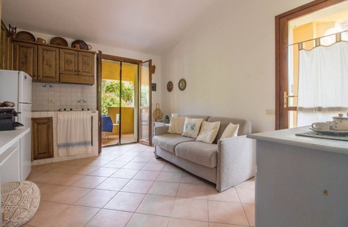 San Pantaleo Apartment | GuestHost - Cozy 55 sqm apartment, ideal for 3 people, located on the first floor of a building without a lift.The property is located in San Pantaleo, a charming village in the hinterland of the Costa Smeralda, which combines the authentic charm of loca