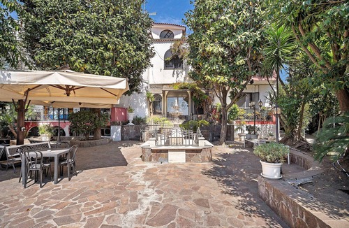 Torre Annunziata Apartment | H Pompeii Ruiins Apartment Hotel - Standard Double Room 2