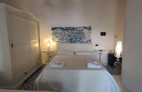 Santa Marina Salina House | Halgoduria