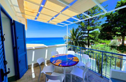 Santa Flavia Apartment | Hammam with Sea Access & Shared Pool