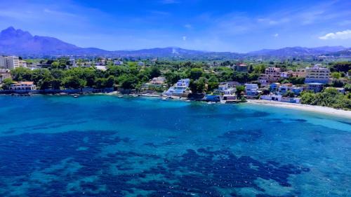 Santa Flavia Apartment | Hammam with Sea Access & Shared Pool