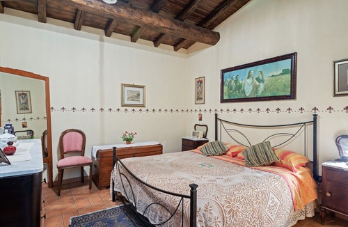 Maletto Villa | Hill-View Villa in Maletto with Garden