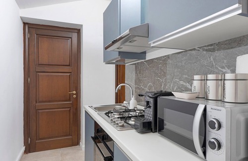 Isola delle Femmine Apartment | Hilten Silver Sands Holiday Home 130m from Beach, Private Garden & Wi-Fi