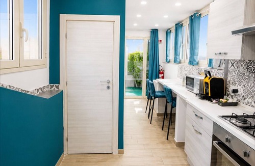 Catania City Centre Apartment | Historic17 - view of Etna and Sea x 12