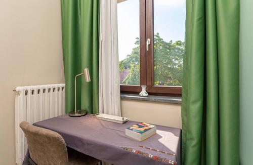 Picanello-Ognina-Barriera-Canalicchio Apartment | Holiday Apartment 'A Casa Nostra' with Terrace, Shared Garden and Wi-Fi