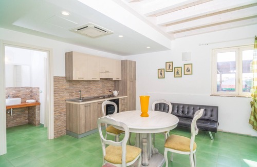 Calatabiano Apartment | Holiday Apartment "Casa Margherita Vista Etna" with Sea View, Shared Pool & Terraces