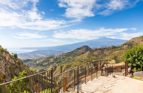 Castelmola Apartment | Holiday Apartment 'Garden Cottage I Dammusi - Ulivo' with Mountain View, Shared Pool & Wi-Fi