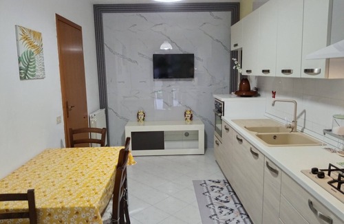 Cefalu Apartment | Holiday Apartment 'Paradiso Marino' with Terrace, Garden and Wi-Fi