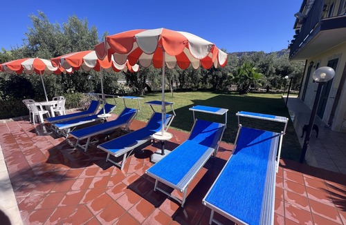 Syracuse Villa | Holiday Apartment Villa Ludovica, Swimming pool 6x12, padel field, Jacuzzi