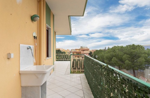 Isola delle Femmine House | Holiday Home "La Coccinella" close to the Sea with Balcony & Wi-Fi