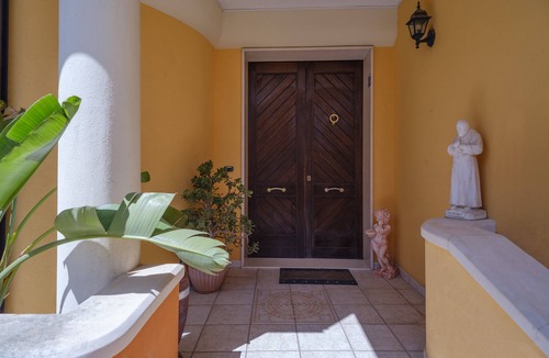 Galatone House | Holiday Home 'Angel' with Private Terrace, Wi-Fi and Air Conditioning