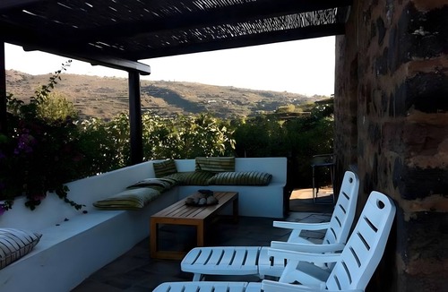 Madonna delle Grazie House | Holiday Home 'Antico Dammuso' with Private Terrace and Private Garden