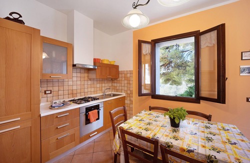 Diano San Pietro House | Holiday Home 'Casale Filiberto' with Sea View, Terrace & Wi-Fi