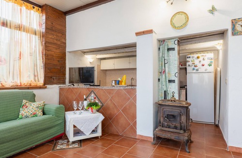 Realmonte House | Holiday Home 'Casa Montereale' with Sea View, Private Terrace and Wi-Fi