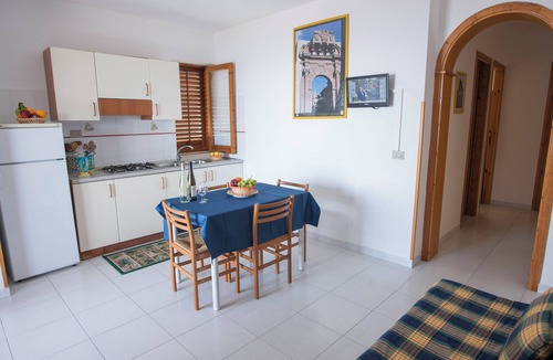 Tonnara di Bonagia Apartment | Holiday Home for 5 People, 200 Meters From the sea and Free Wi-fi