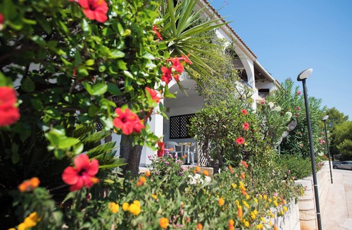 Tonnara di Bonagia Apartment | Holiday Home for 5 People, 200 Meters From the sea and Free Wi-fi