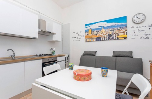 Cibali Apartment | Holiday Home 'Happy New' with Air Conditioning