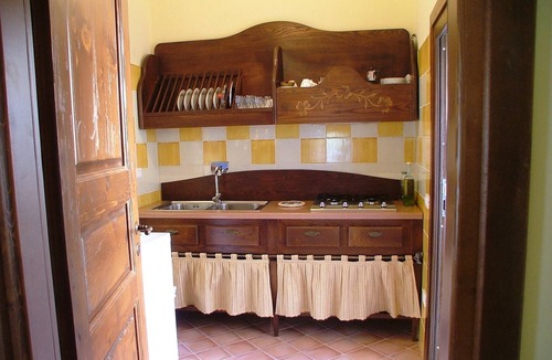 Stilo House | Holiday Home in Guardavalle near River